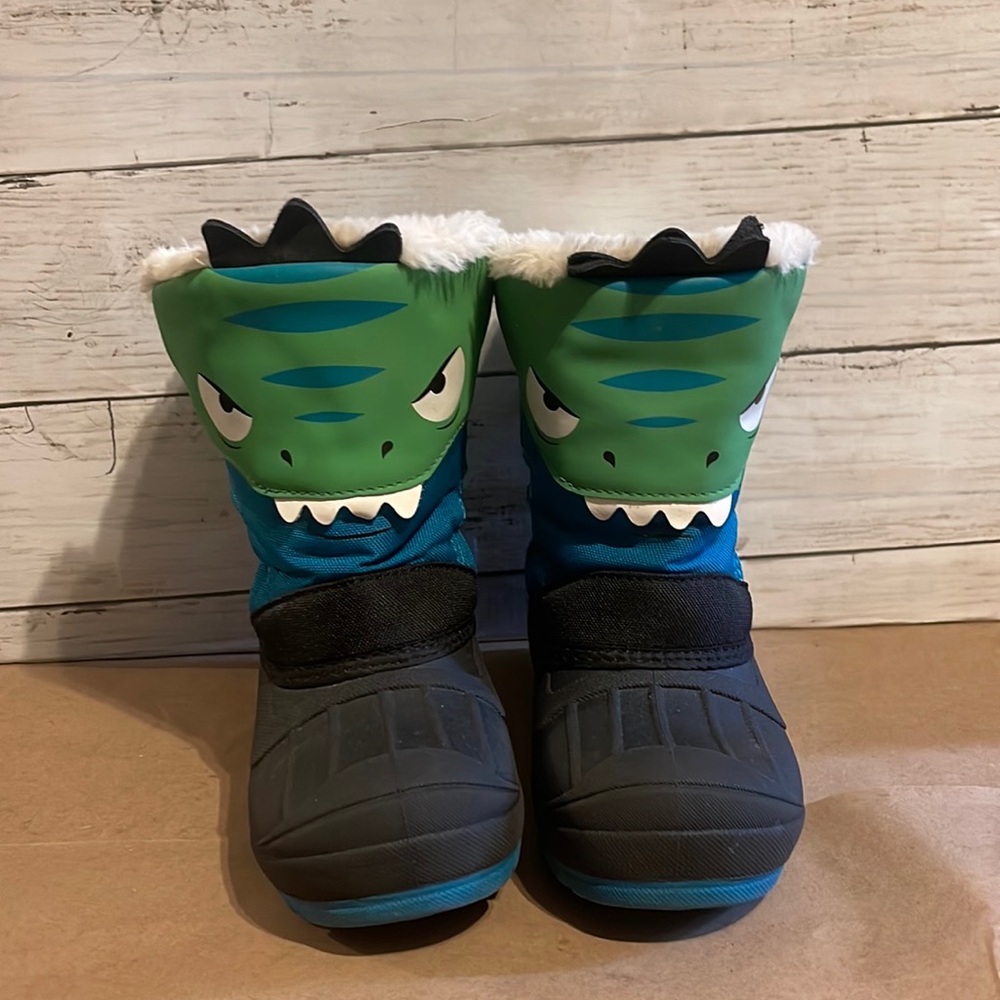 Kids Snow Boats - Cat & Jack Dino Snow boots